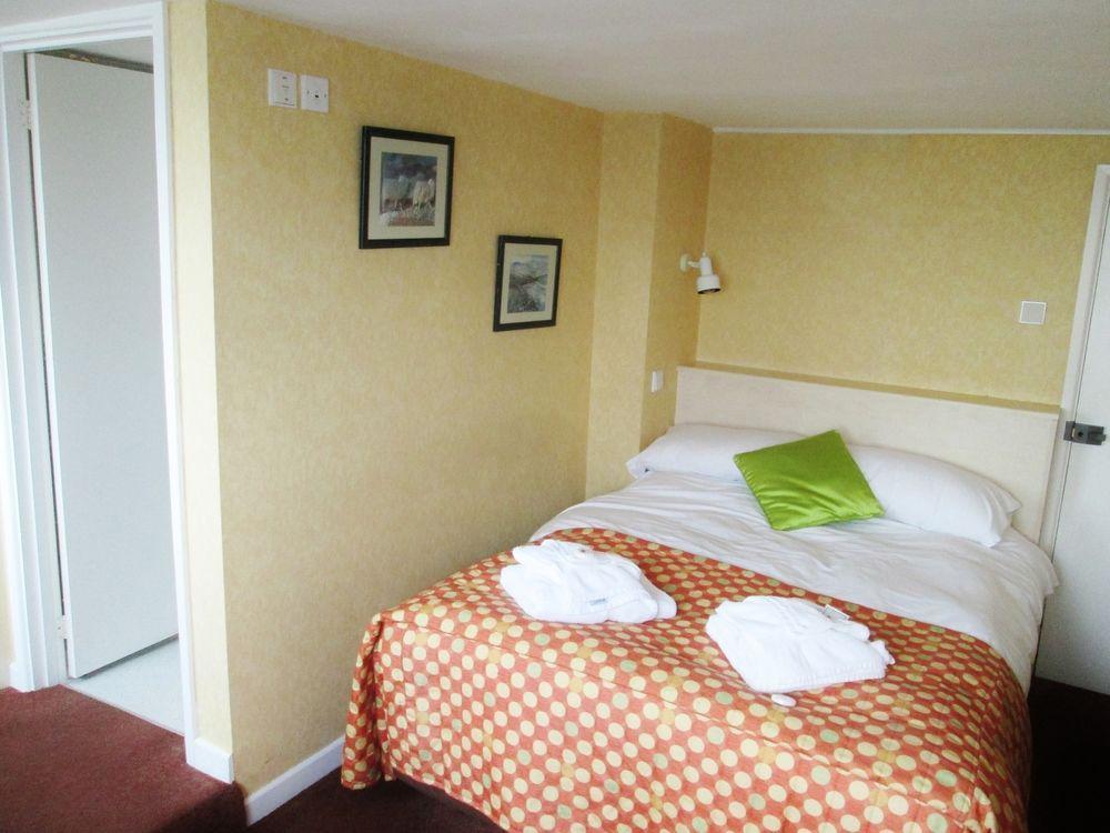Fourcroft Hotel Тенби Экстерьер фото