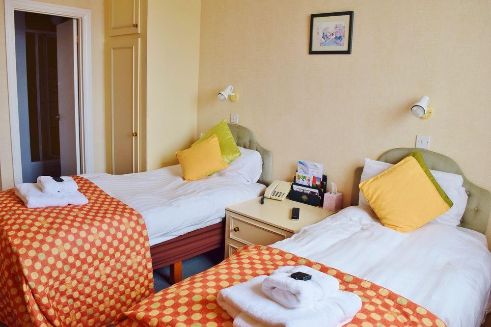Fourcroft Hotel Тенби Экстерьер фото